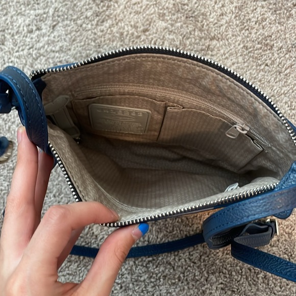 Brighton Straw Messenger Carter embroidered crossbody - Picture 7 of 10